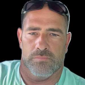 Meet your Posher, Kenneth